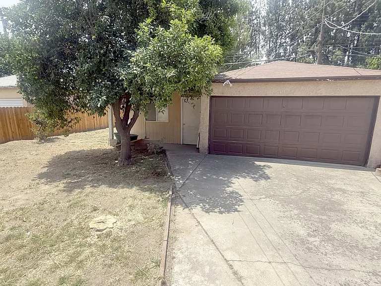 6243 Blucher Ave — Photo 26