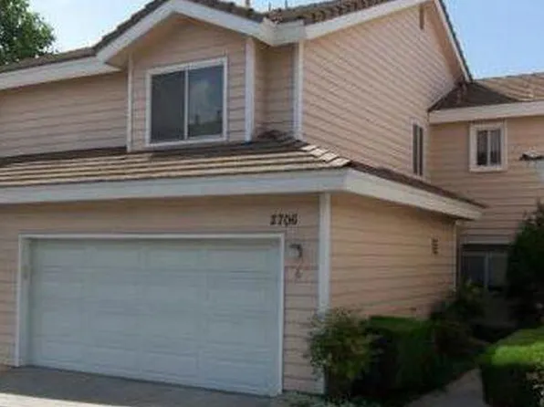 2706 Erringer Rd APT 6, Simi Valley, CA 93065