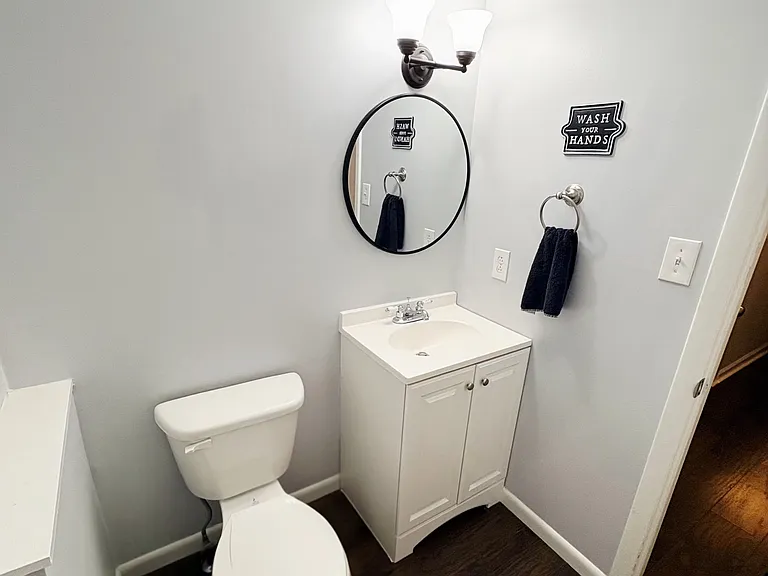 4 Woodlake Dr — Photo 8
