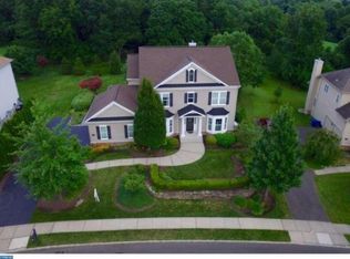1216 William Penn Dr, Bensalem, PA 19020