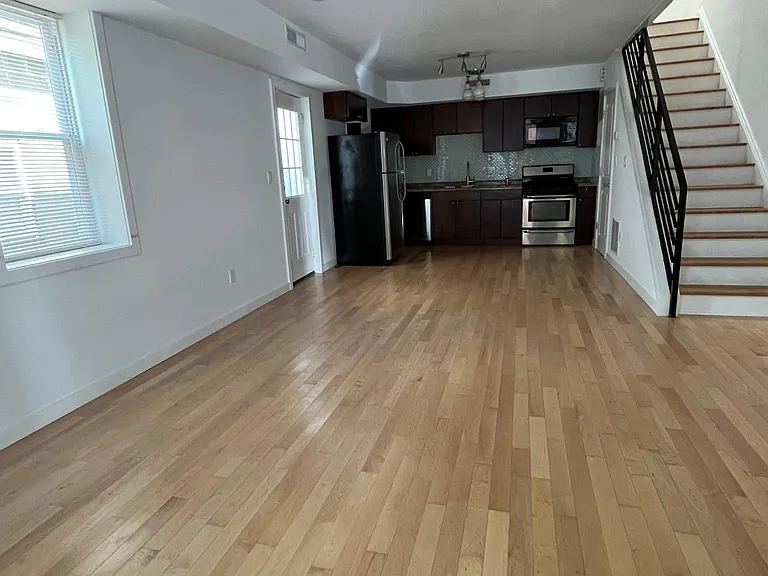 741 S Dorrance St #CARRIAGE HSE — Photo 2