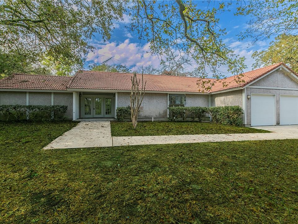 1st image of 143 Hilltop Dr