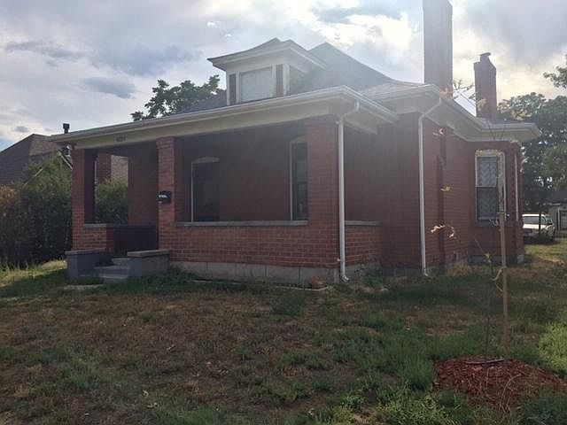 2nd image of 4895 N Hooker St