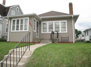 1441 S 77th St, West Allis, WI 53214