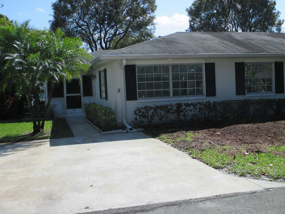 1st image of 10124 44th Way S