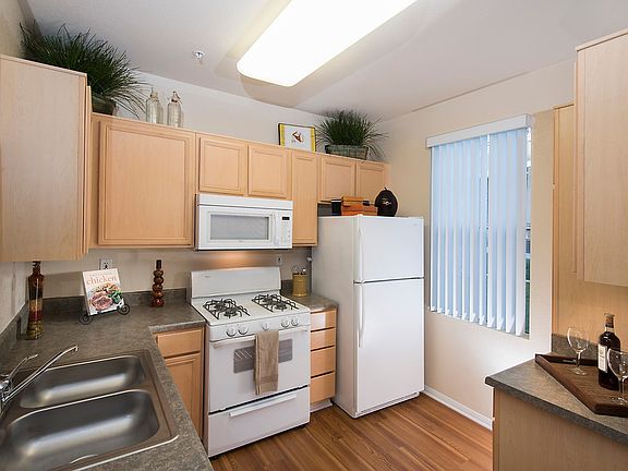 4th image of 1310 Santa Rita E #276