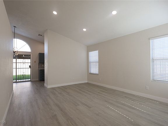 5th image of 6500 White Swan Cir