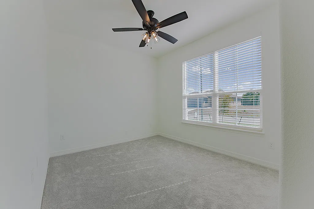 3 bed, 1586 sqft, $1,700 — Photo 4