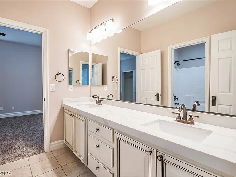 220 Via Mezza Luna Ct — Photo 30