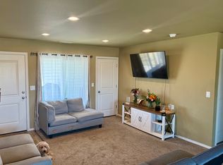 216 E Montmorency Blvd, Quincy, WA 98848