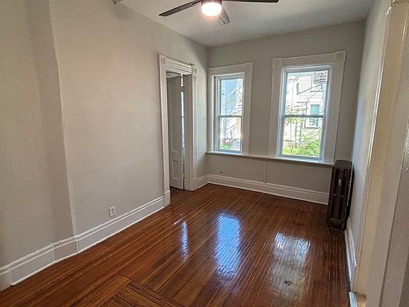 2nd image of 40 Rowley St #1-12