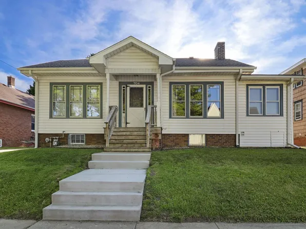 704 Monroe AVENUE, Racine, WI 53405