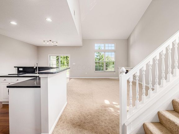 5th image of 3810 Gabrielle Dr