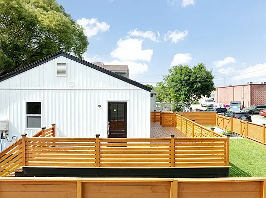 1405 Holt St — Photo 19