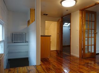 82 Meserole Ave #3, Brooklyn, NY 11222