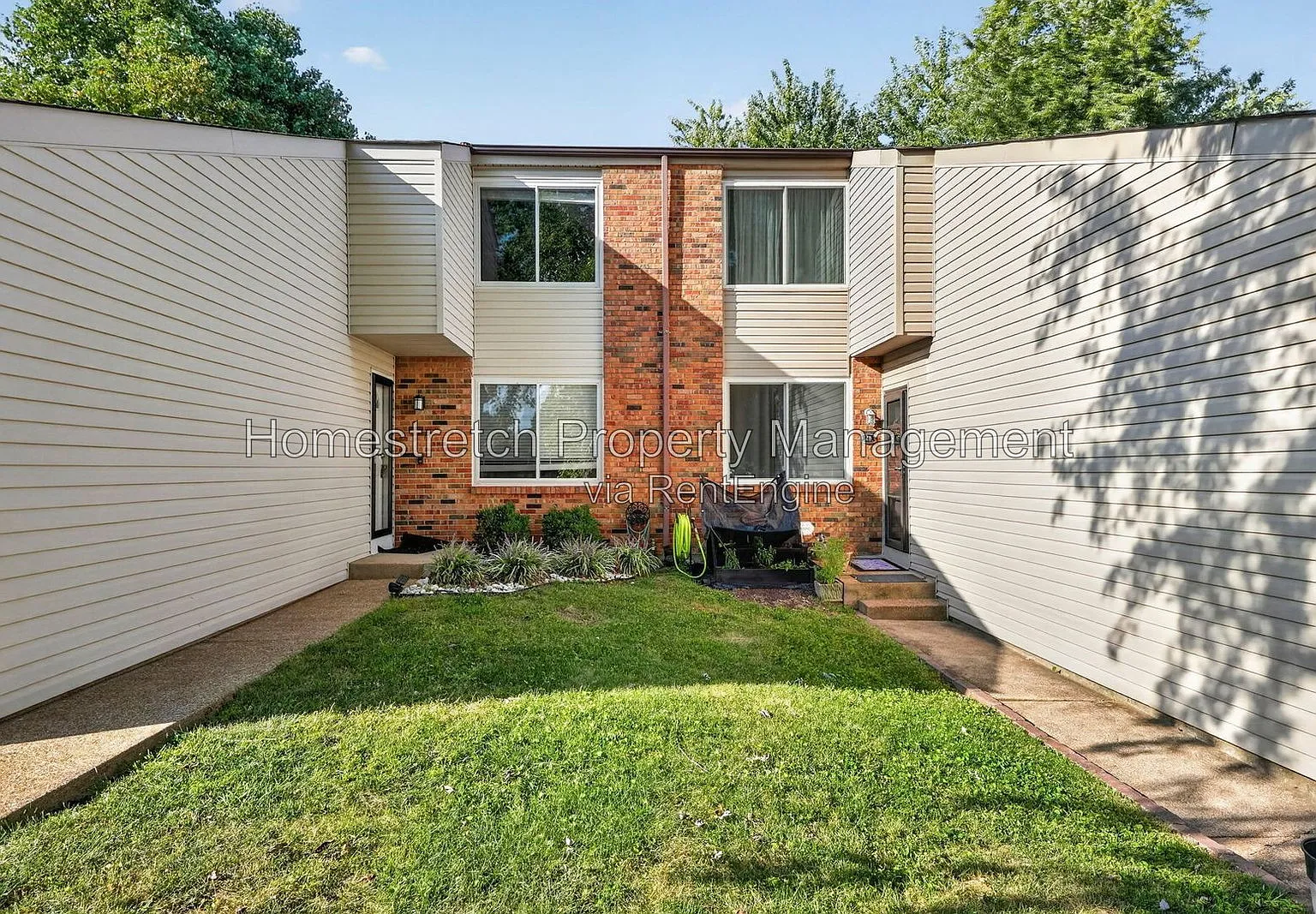 3 bed, 2.0 bath, $2,195 — Photo 2