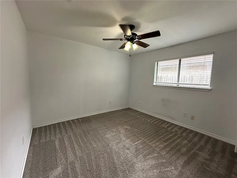 3141 Vicksburg St — Photo 20