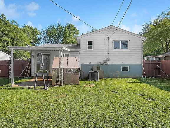 4th image of 5004 Bentler Dr