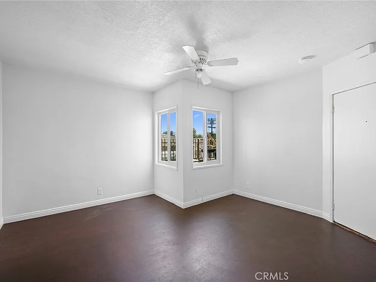 6634 Lankershim Blvd #C — Photo 4