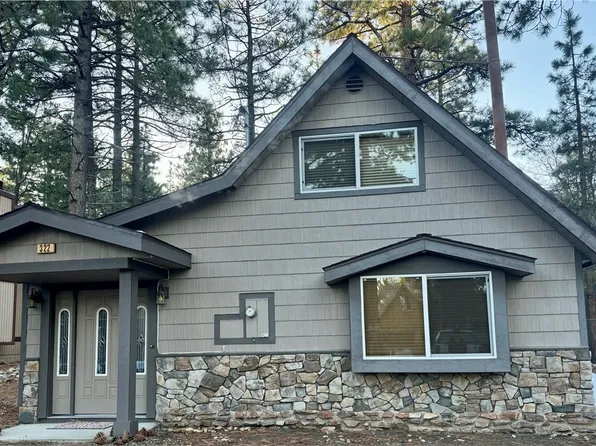 322 Spruce Ln, Big Bear City, CA 92386