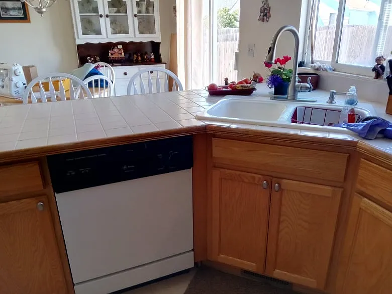 1 bed, 110 sqft, $700 — Photo 4
