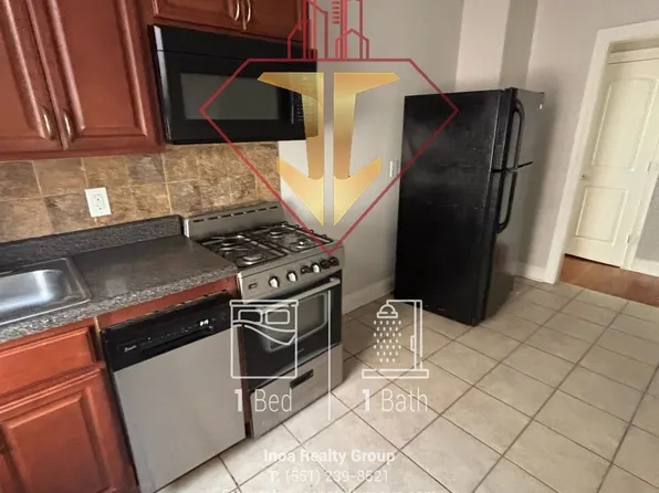 130 Corbin Ave APT 402, Jersey City, NJ 07306