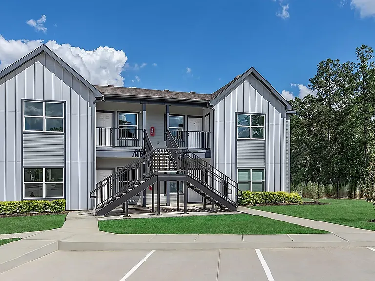 Argo Pointe Apartments — Photo 6