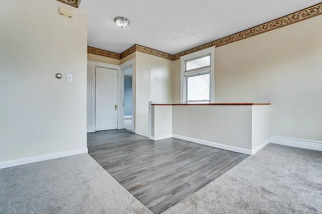 3 bed, 2100 sqft, $2,100 — Photo 4