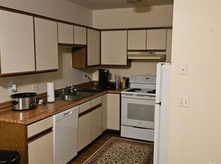 85 Middle St, Hallowell, ME 04347