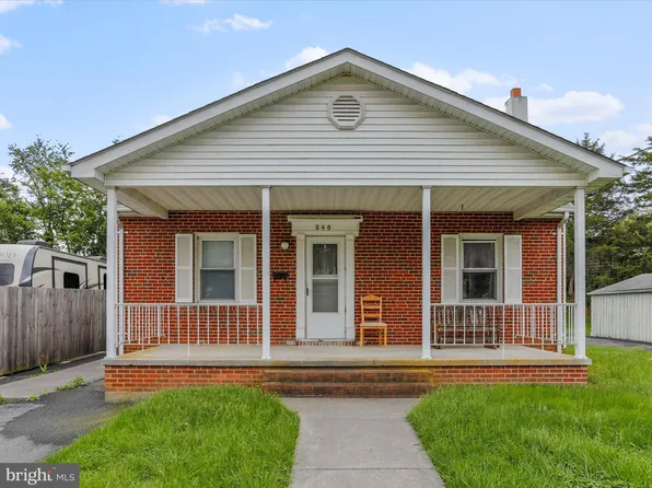 346 W 11th St, Front Royal, VA 22630