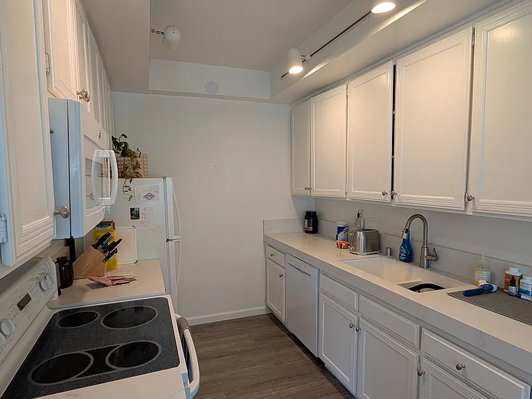 651 Verde Mar Dr #D — Photo 3