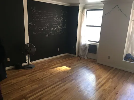 Rented by New York City Apartments | media 11