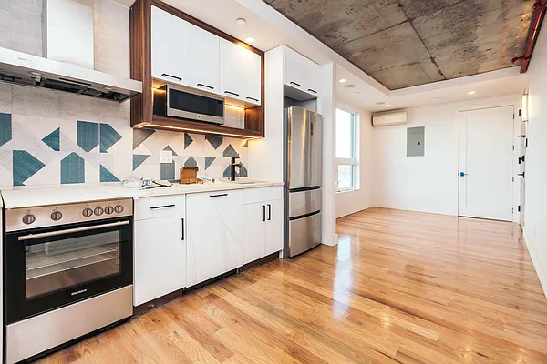 Rented by Nooklyn NYC LLC | media 38