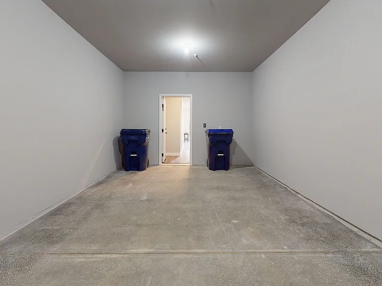 618 Autumn Wood Pkwy — Photo 47