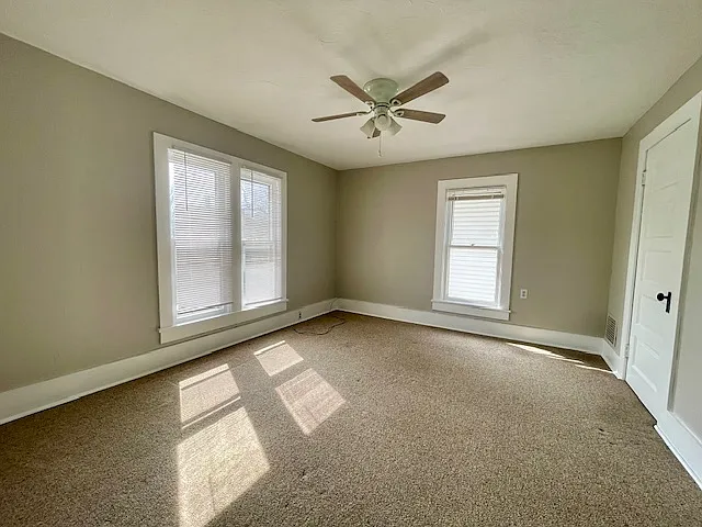 202 Taylor St — Photo 3