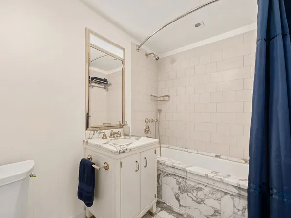 150 West 12th Street image 32 of 37