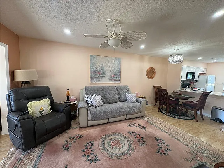 1606 Flint Dr W — Photo 13