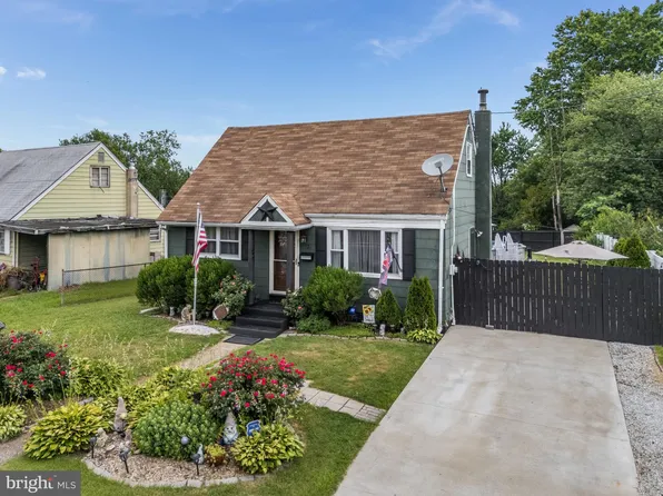 51 Soloff Dr, Hamilton, NJ 08610