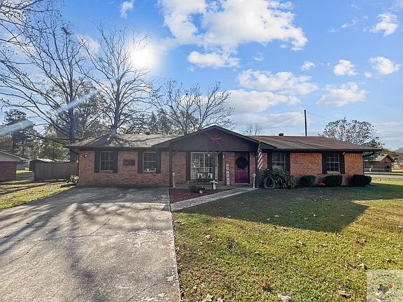 3rd image of 302 Maryland Dr