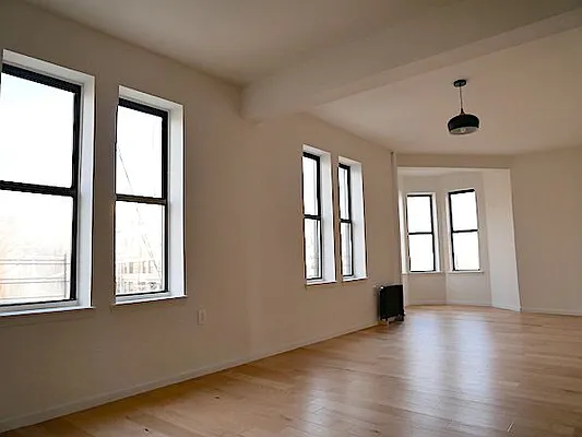 Rented by New Holland Residences | media 15