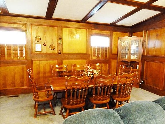 4th image of 387 Paden Dr