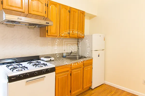 Rented by Nolita Group | media 8