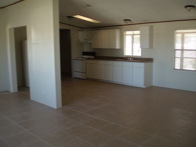 2nd image of 395 Citrus Highlands Dr W