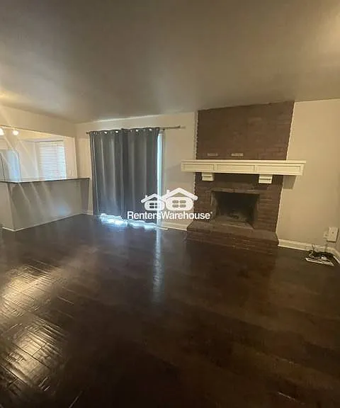 12324 Bennington Ave — Photo 8