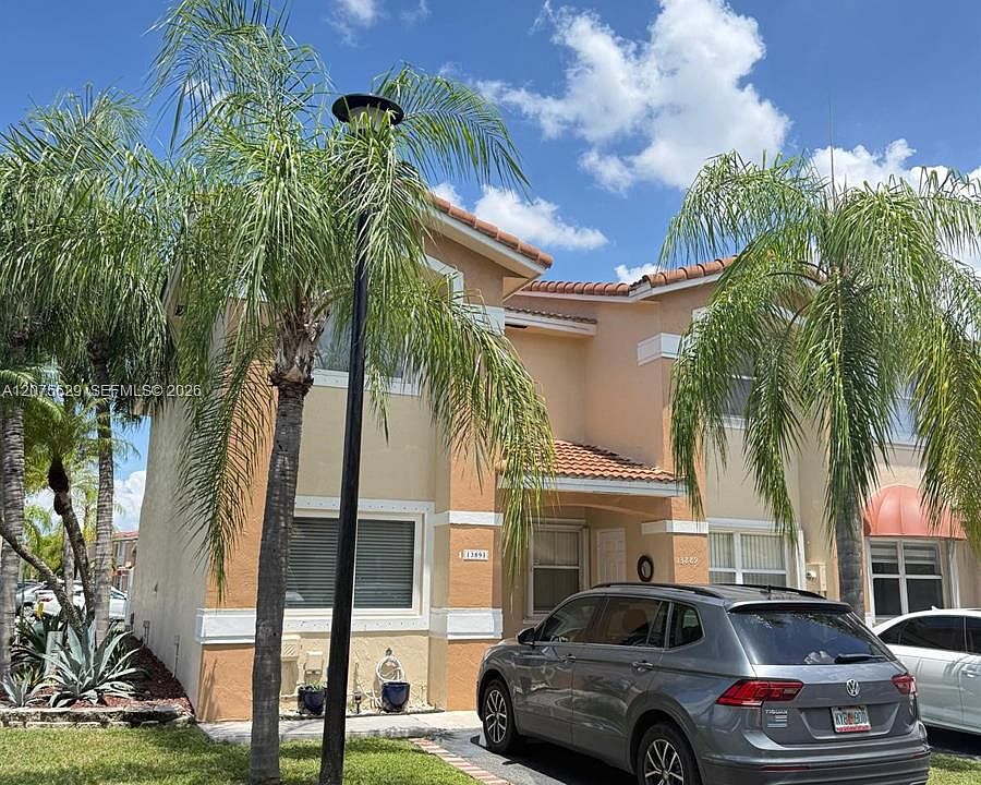 1st image of 13891 SW 64th St