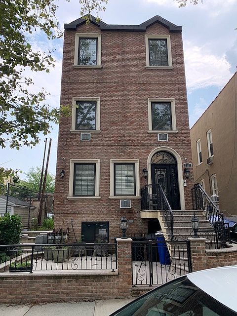 1st image of 21-11 35th St Unit 3