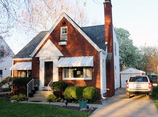 2432 S State St, Springfield, IL 62704