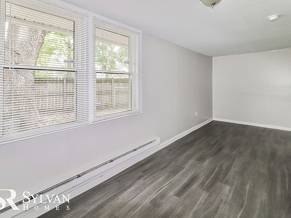 5th image of 715 Olivieri Ln