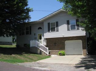 508 Myrtle St, Monett, MO 65708