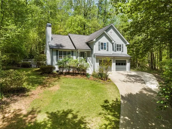 36 Pelican Ct, Dawsonville, GA 30534